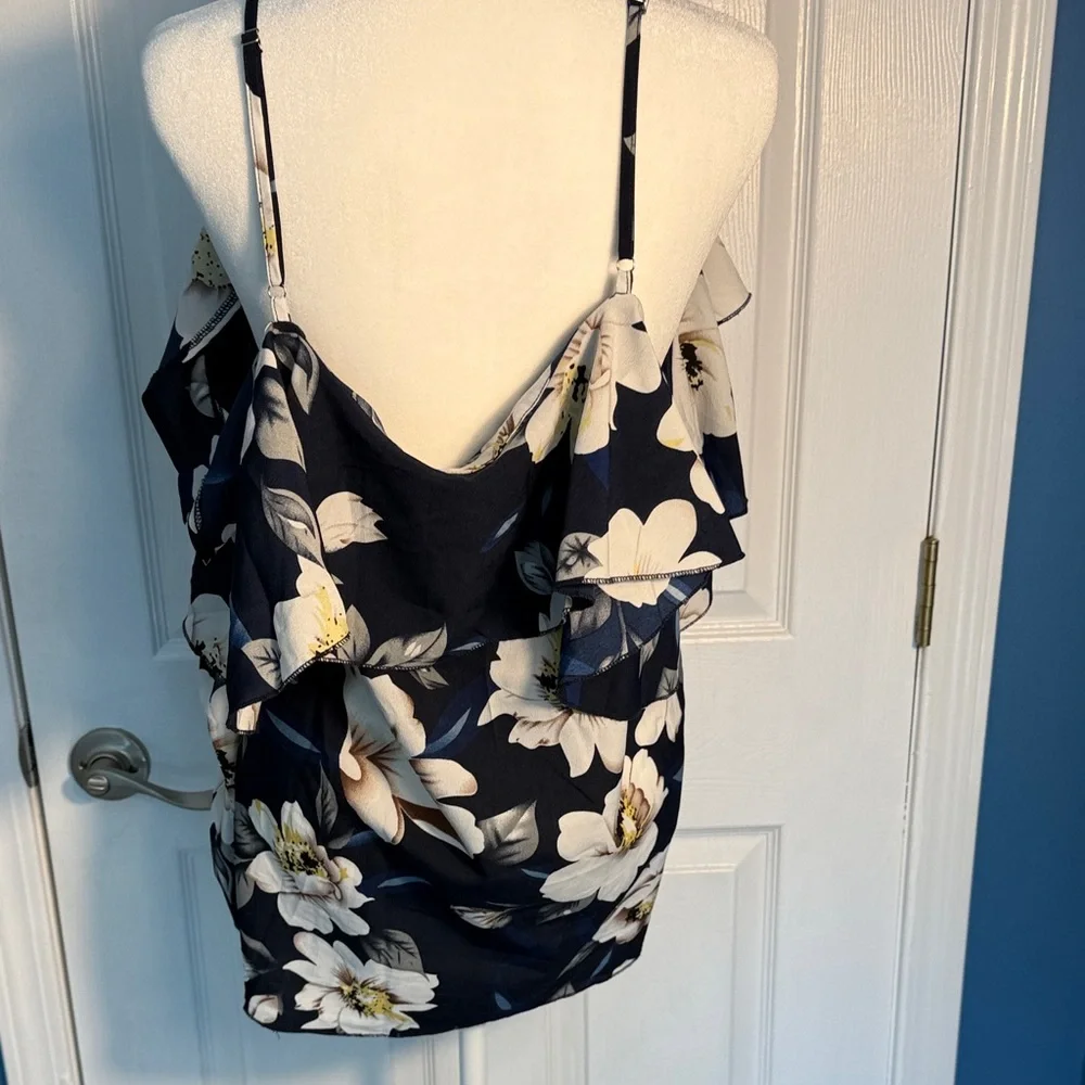 SHEIN Dark Blue Floral Ruffle Top - Picture 6 of 7